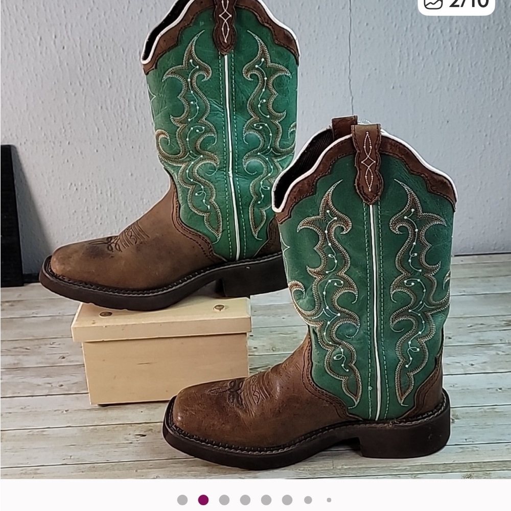 Justin Boots Green and Brown Leather Boots